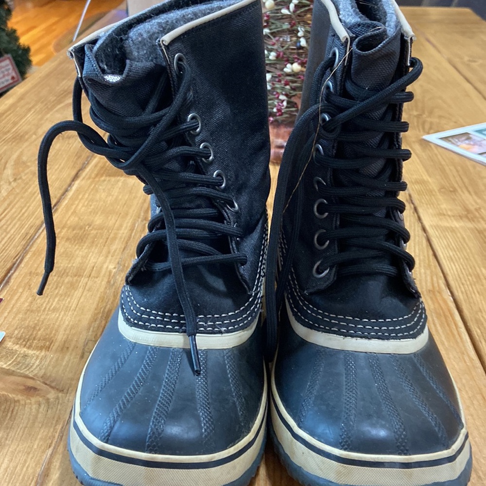 Used but preloved. - Picture 4 of 4